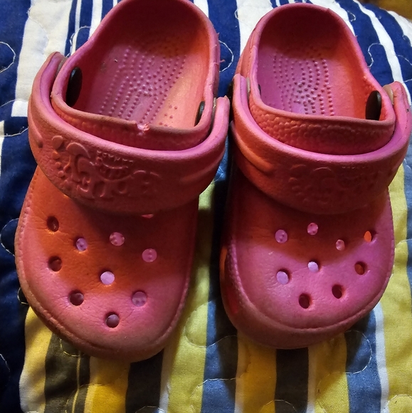 Kids Pink Hopper Slide On Kids Shoes - Picture 2 of 3